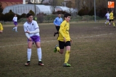 Foto 5 - Los cadetes sufren pero se llevan la victoria ante el C.D Peñaranda (2-0)