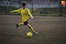 Foto 3 - Los cadetes sufren pero se llevan la victoria ante el C.D Peñaranda (2-0)