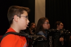 Foto 4 - Iñaki Diéguez contagia su pasión por el acordeón