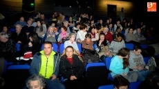 Foto 6 - La figura de Mercedes Sosa atrapa a los espectadores del Juan del Enzina