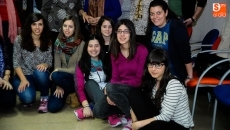 Foto 3 - Jóvenes y mayores intercambian experiencias a través de narraciones literarias