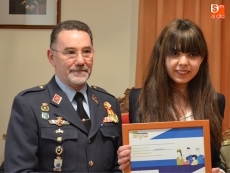 Foto 3 - Lidia Llamazares, del IES ‘Ramos del Manzano’, se hace con el premio provincial ‘Carta a un...