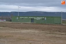 Foto 5 - Empieza el movimiento en La Muge para construir el campo de césped artificial
