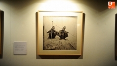 Foto 4 - Juan Echeverría inaugura su exposición ‘Himba, la tribu más bella de África’ 