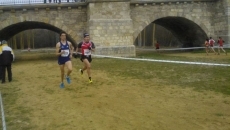 Foto 4 - Diego Alberto Cuesta, campeón regional universitario, y Sergio Santos logra el bronce