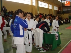 El campeonato de Karate de Candelario acoge a niños de toda la provincia