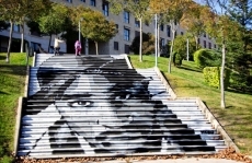 Arte callejero de altura en la plaza de Burgos