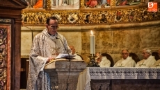 El Obispo Carlos L&oacute;pez oficia la misa de la Jornada de la Vida Consagrada