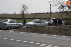 Una mujer resulta herida en un accidente de tr&aacute;fico a la altura del t&eacute;rmino de Peralejos de Abajo | Imagen 3