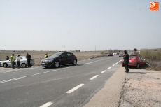 Una mujer resulta herida en un accidente de tr&aacute;fico a la altura del t&eacute;rmino de Peralejos de Abajo | Imagen 6