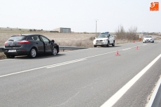 Una mujer resulta herida en un accidente de tr&aacute;fico a la altura del t&eacute;rmino de Peralejos de Abajo | Imagen 9