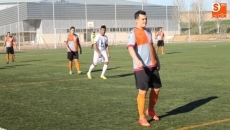 Foto 4 - El Carbajosa conquista un valioso punto ante un buen Zamora (0-0)