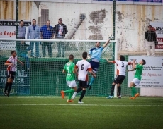 Foto 5 - El Guijuelo merece mejor suerte en el Municipal ante el Logroñés (1-1)