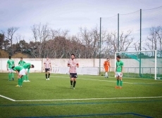 Foto 4 - El Guijuelo merece mejor suerte en el Municipal ante el Logroñés (1-1)