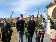 Foto 5 - Montejo recibe la Pascua con la bendición de los laureles