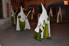 Foto 3 - El nuevo paso del Prendimiento debuta en una procesión que tuvo saetas