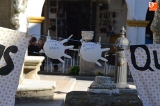 Foto 6 - Cáritas conmemora el Día de las Empleadas de Hogar con un acto callejero