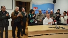 Incompetente Óscar López