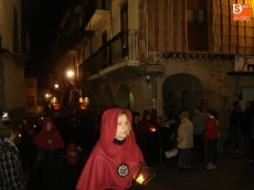 Foto 3 - Recogimiento y devoción en la Procesión de El Silencio