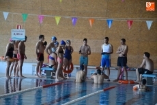 Foto 6 - Los alumnos del curso de socorrismo pasan la Semana Santa en el agua