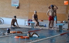 Foto 5 - Los alumnos del curso de socorrismo pasan la Semana Santa en el agua