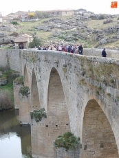 Foto 6 - El Cristo de las Aguas cruza el puente de Ledesma 