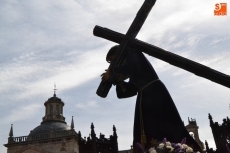 Foto 3 - Gran respeto en el encuentro de Jesús Nazareno y La Dolorosa