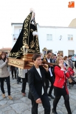 Foto 3 - El Descendimiento de Cristo emociona a la capital del Abadengo 