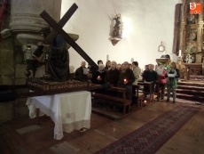 Foto 5 - Velas para guiar a la Virgen de la Soledad en Linares de Riofrío