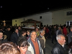 Foto 6 - Luto riguroso en la procesión del Santo Entierro de Villoria