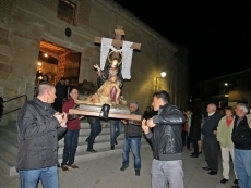 Foto 4 - Luto riguroso en la procesión del Santo Entierro de Villoria