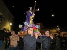 Foto 3 - Luto riguroso en la procesión del Santo Entierro de Villoria