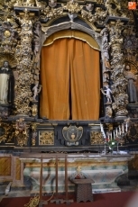 Altar donde serán vueltos a colocar La Soledad y el Sepulcro | Foto @kisanghani
