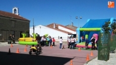 Foto 5 - Fuenterroble celebra el día del Niño con un parque infantil