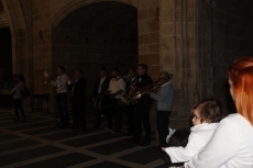 Foto 5 - Los cantalpineses arropan con fervor El Encuentro en la Plaza