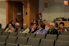 Foto 3 - El PSOE muestra su apoyo a los afectados de las sepulturas para que recobren su dinero