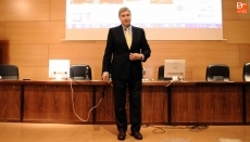 Foto 6 - Estudiantes de Economía y Empresa se interesn por los rastros de la recuperación