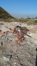 Foto 3 - Vertederos clandestinos e incontrolados proliferan junto al polígono de Los Villares