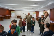 Foto 3 - Visita didáctica de los alumnos de Primaria del CEIP Villares de la Reina al Ayuntamiento