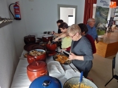 Foto 6 - La Asociación San Miguel Arcángel reúne a vecinos y amigos para degustar un buen plato de cocido