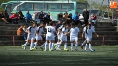 Foto 3 - 1-0 y tres puntos para el Salmantino