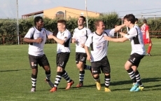 Foto 5 - El Ciudad Rodrigo se quita las penas en su territorio favorito