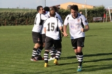 Foto 3 - El Ciudad Rodrigo se quita las penas en su territorio favorito