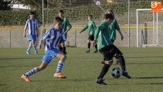 Foto 4 - El Cristo Rey suma tres puntos ante el Sporting Garrido