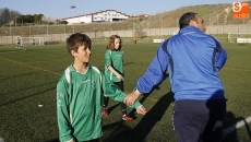 Foto 3 - El Cristo Rey suma tres puntos ante el Sporting Garrido