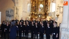 Concierto de la Coral Annuba en la iglesia de Almenara de Tormes