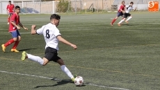 Foto 5 - El Salmantino deja escapar dos puntos en casa