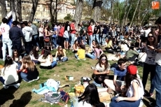 Foto 4 - Degustar el tradicional hornazo al cobijo del Puente Romano 