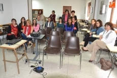 Foto 4 - Cáritas clausura su curso de atención sociosanitaria en centros asistenciales