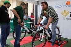 Foto 4 - Las bicicletas solidarias de Caja Rural recaudan fondos para el Banco de Alimentos